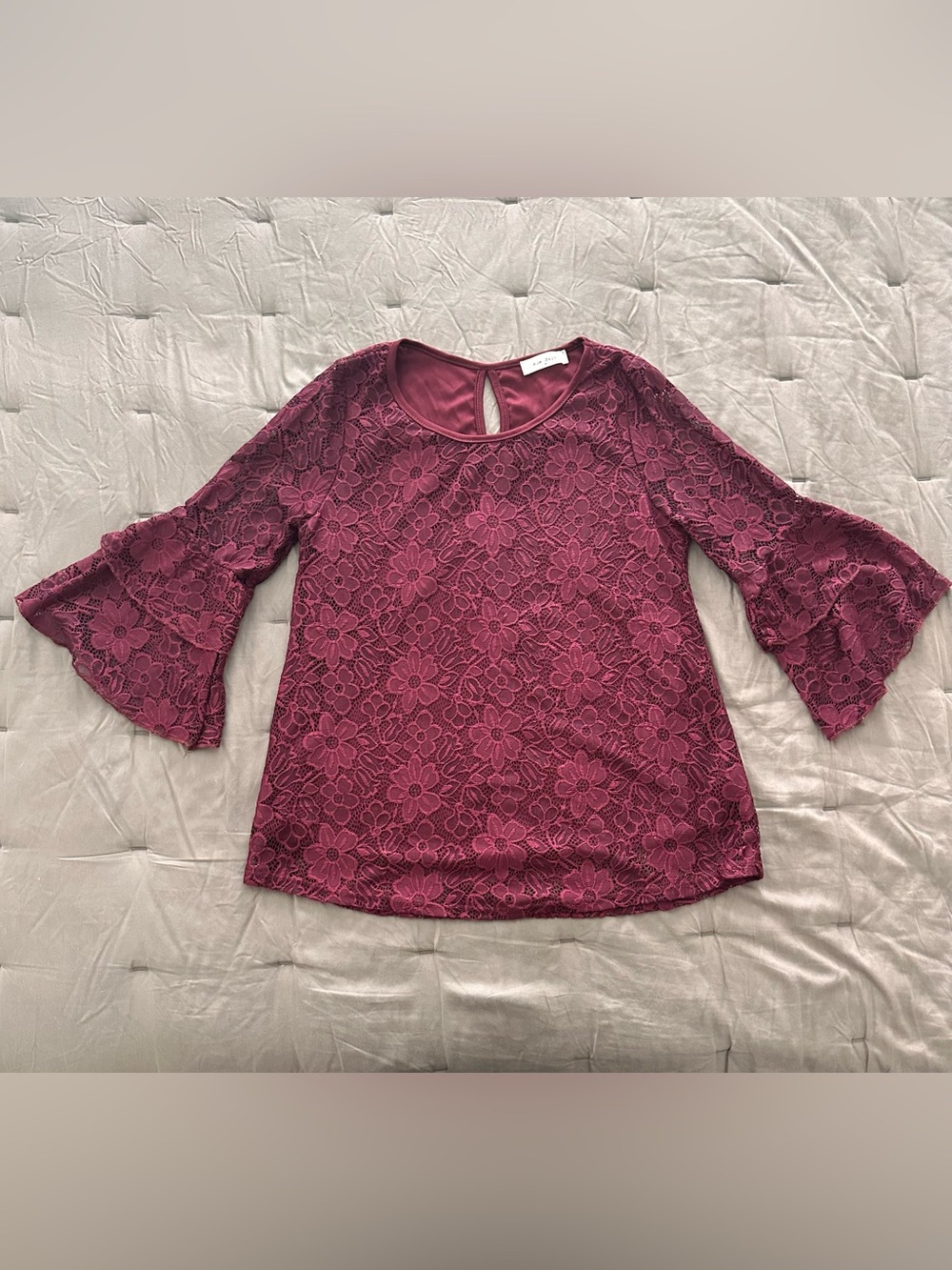 Floral Lace Bell-Sleeve Blouse in Maroon